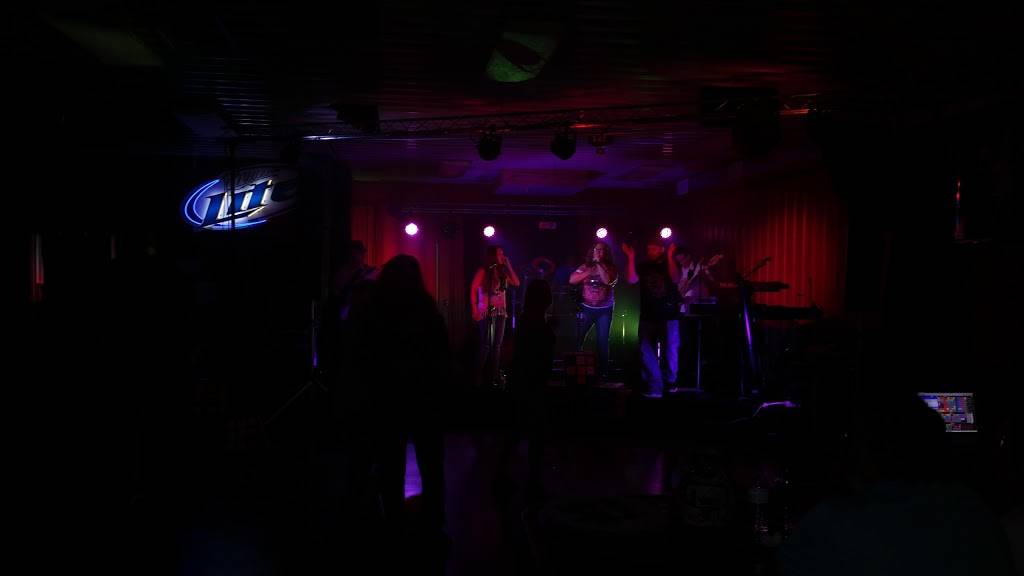 The Corner Tavern and Bistro | restaurant | 424 Archer Ave, Marshall, IL 62441, USA | 2178262131 OR +1 217-826-2131