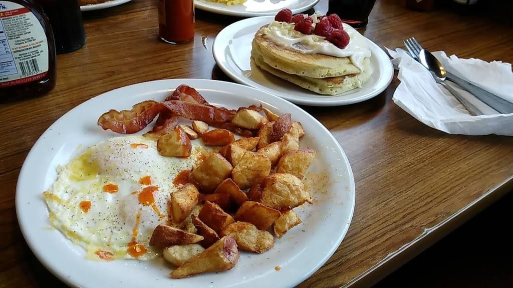 Dennys | restaurant | 4928 S Cooper St, Arlington, TX 76017, USA | 8174683223 OR +1 817-468-3223