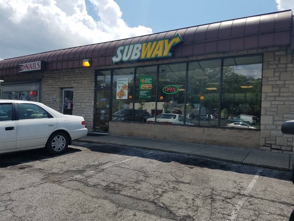 Subway | restaurant | 2181 E Livingston Ave, Columbus, OH 43209, USA | 6148841569 OR +1 614-884-1569
