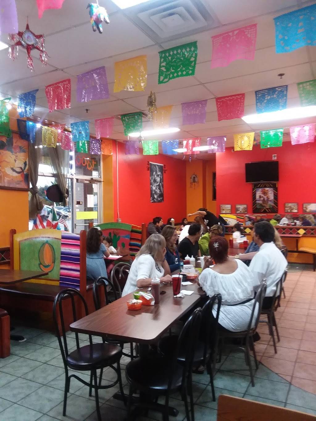 El Tlaxcalteca Restaurant | restaurant | Milwaukee, WI 53204, USA | 4143128436 OR +1 414-312-8436