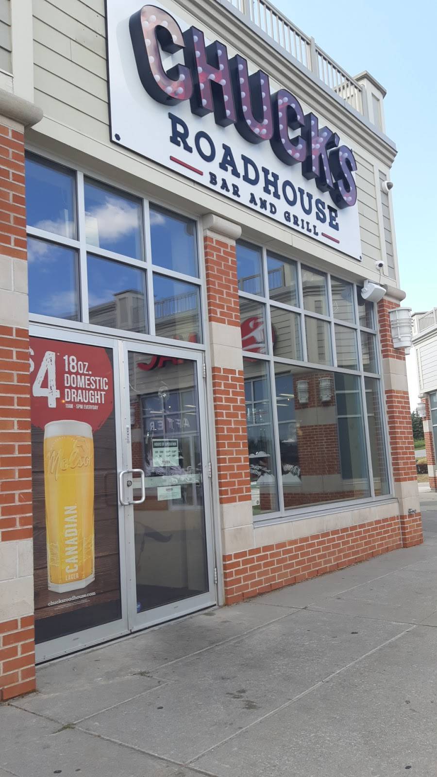 Chucks Roadhouse Bar & Grill | restaurant | 1480 Major MacKenzie Dr W UNIT e11, Maple, ON L6A 4H6, Canada | 2895531313 OR +1 289-553-1313