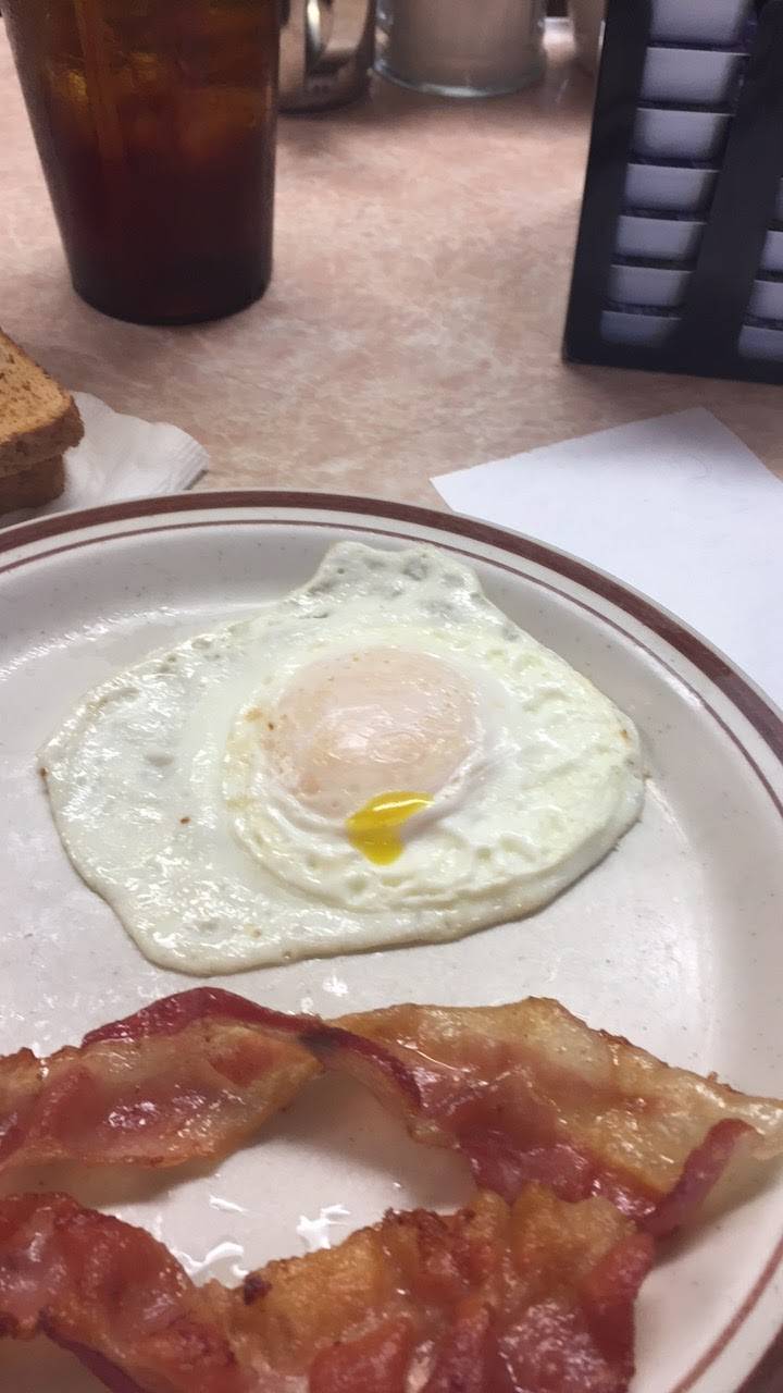 Diner | restaurant | 601 W Michigan St, New Carlisle, IN 46552, USA | 5746547603 OR +1 574-654-7603