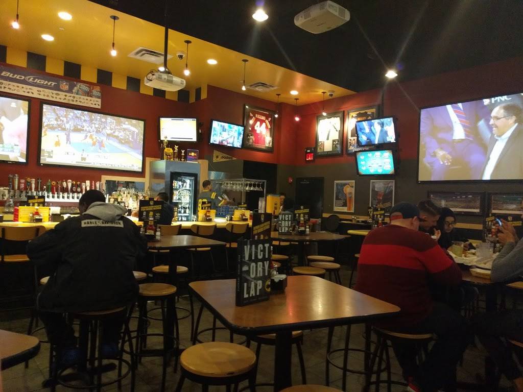 Buffalo Wild Wings | meal takeaway | 420 Monticello Ave Suite 150, Norfolk, VA 23510, USA | 7579653959 OR +1 757-965-3959