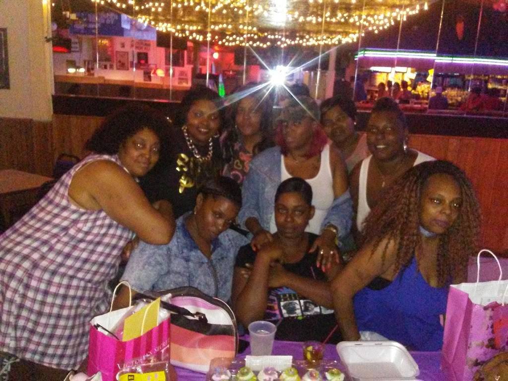 O Bs Pizza Pub & Eatery | restaurant | 2102 Mitthoeffer Rd, Indianapolis, IN 46229, USA | 3178973905 OR +1 317-897-3905