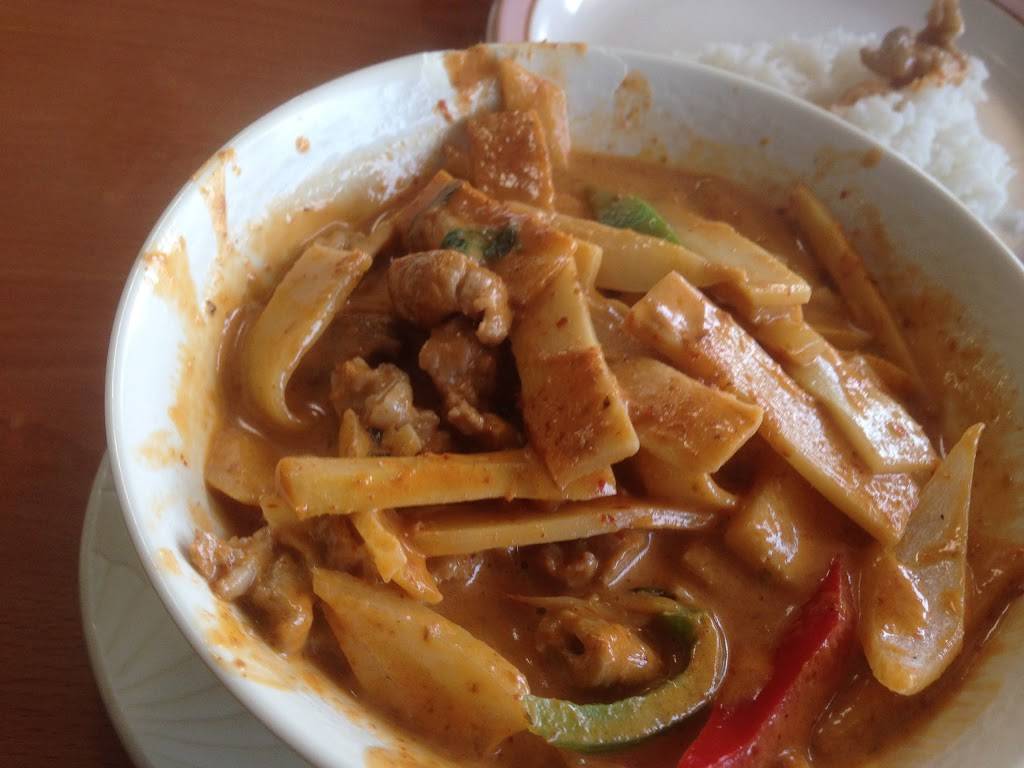 Arunee Restaurant | restaurant | #1, 240 N Virgil Ave, Los Angeles, CA 90004, USA | 2133856653 OR +1 213-385-6653