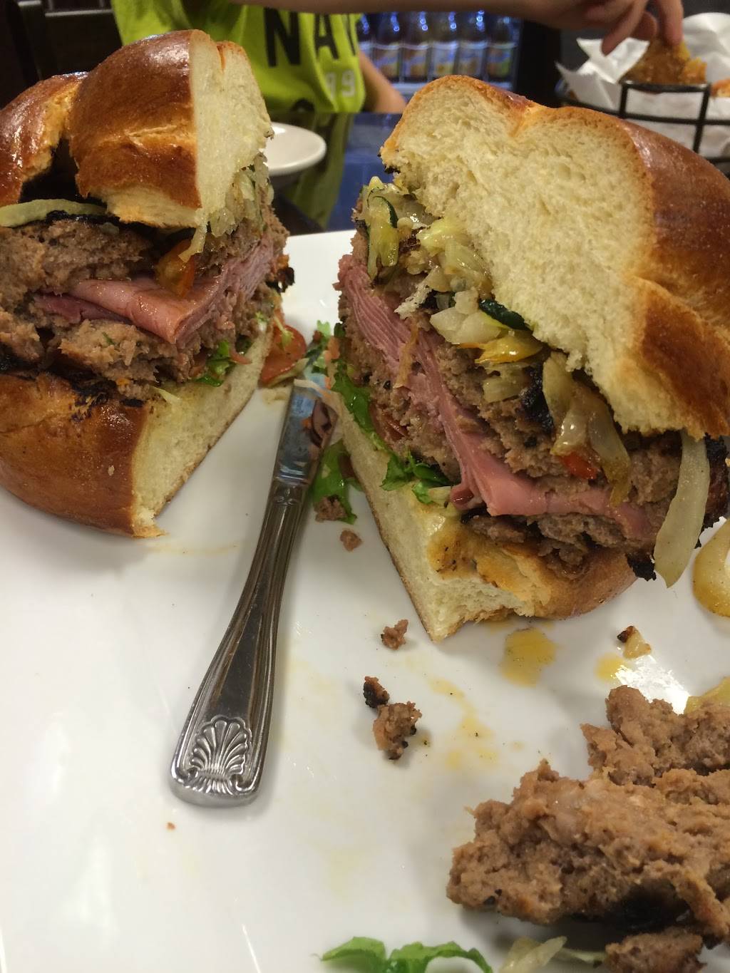 Levys Kosher of Hollywood | restaurant | 3369 Sheridan St, Hollywood, FL 33021, USA | 9549832825 OR +1 954-983-2825