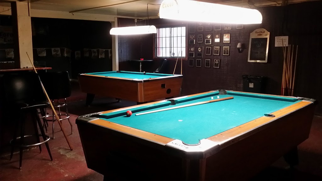 LoJax Bar & Grill | restaurant | 4947 Seguin Rd, San Antonio, TX 78219, USA | 2106660042 OR +1 210-666-0042