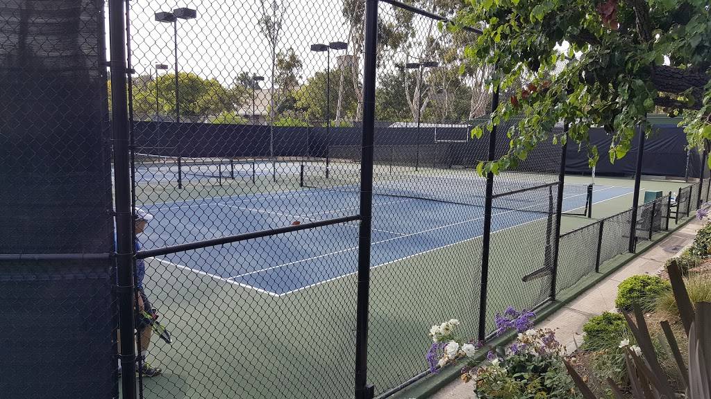 Racquet Club of Irvine | restaurant | 5 Ethel Coplen Way, Irvine, CA 92612, USA | 9497863000 OR +1 949-786-3000