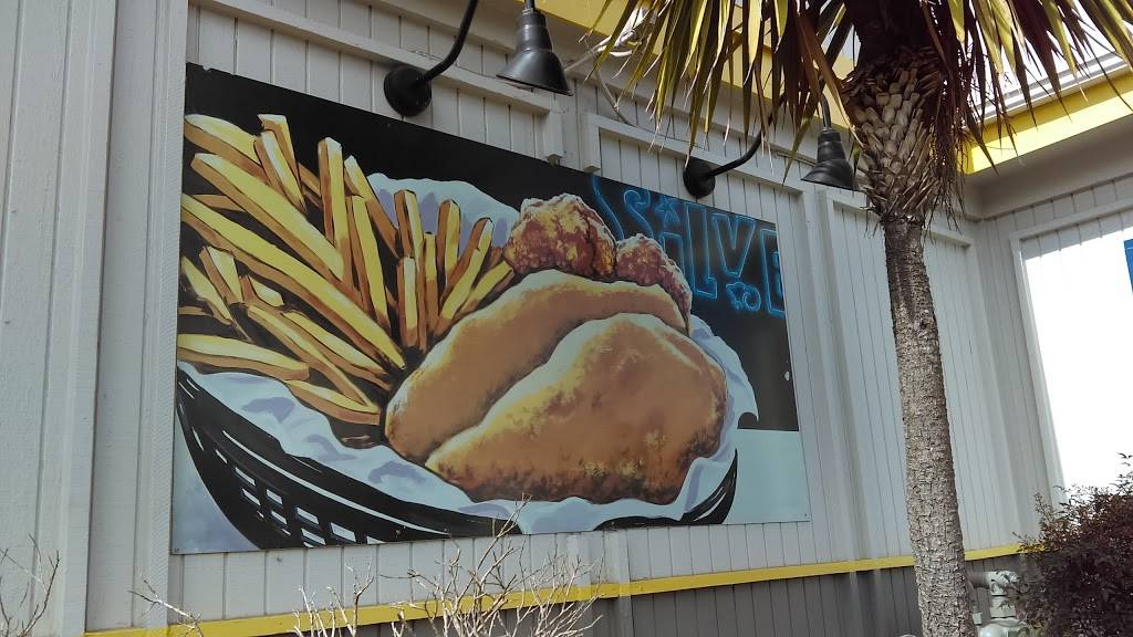 Long John Silvers | restaurant | 1015 Redwood St, Vallejo, CA 94590, USA | 7075531449 OR +1 707-553-1449