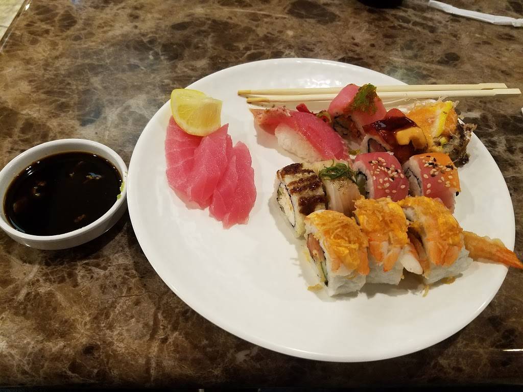 Kuma Sushi & Seafood Buffet | restaurant | 1925 W Carson St, Torrance, CA 90501, USA | 4245588277 OR +1 424-558-8277