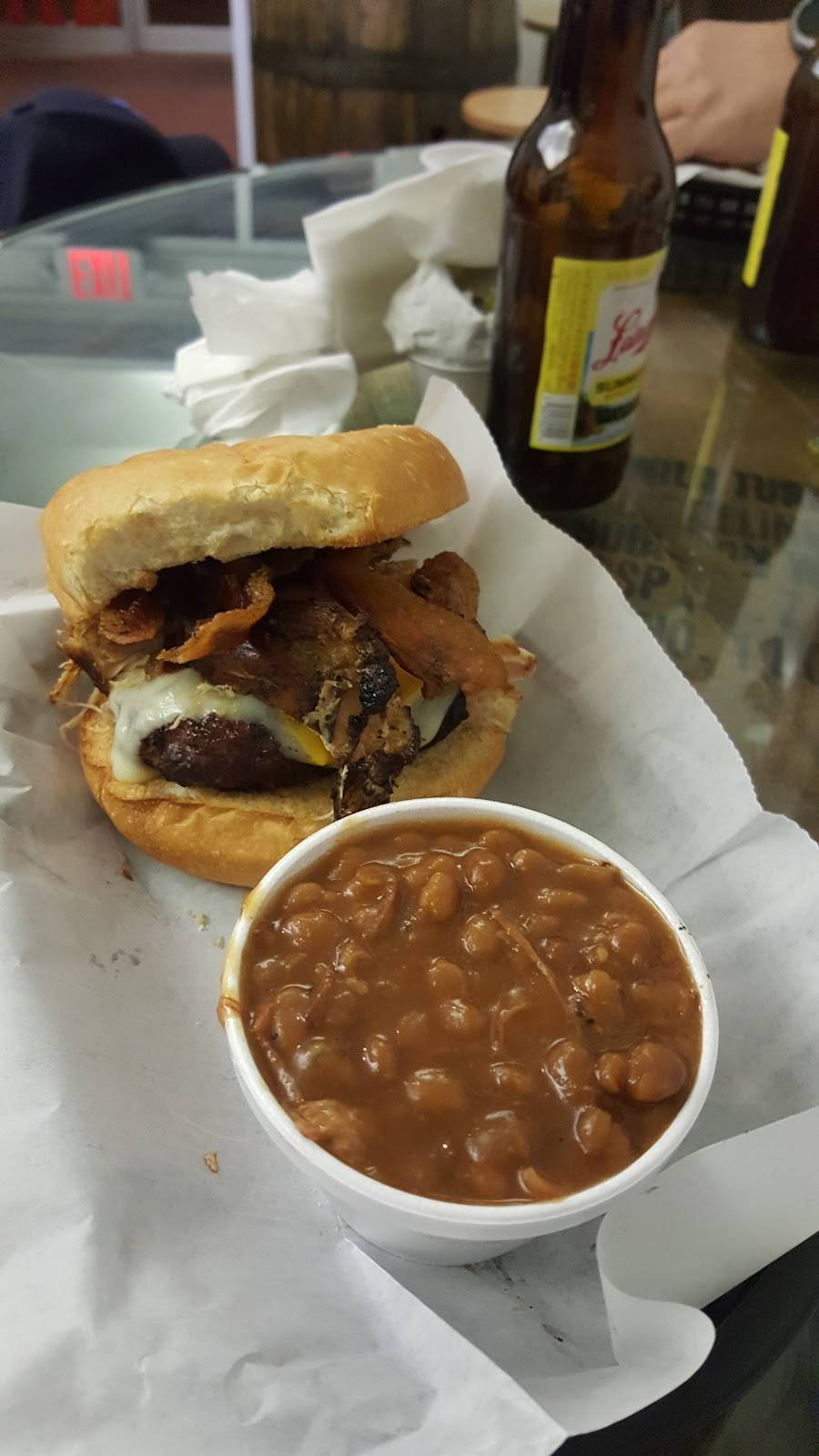 The Smokin Toad | restaurant | 24 N Conococheague St, Williamsport, MD 21795, USA | 3012233447 OR +1 301-223-3447