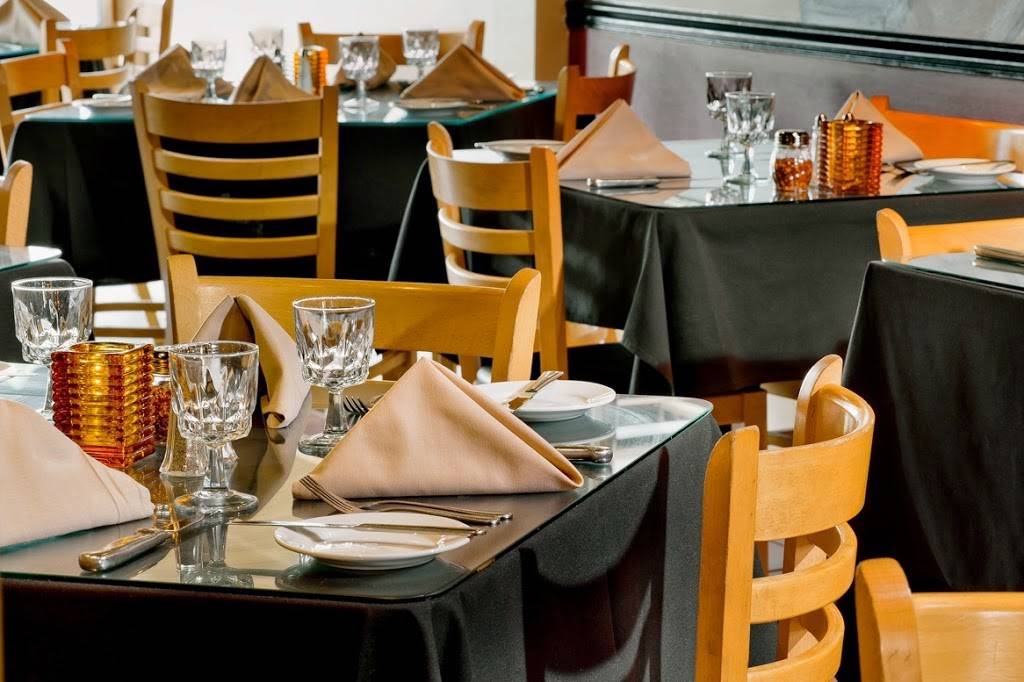 Andinos Italian Restaurant | restaurant | 171 Atwells Ave, Providence, RI 02903, USA | 4014533164 OR +1 401-453-3164