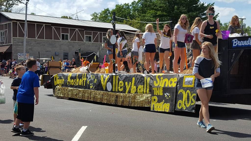 Kozy Yak Brewery | restaurant | 197 N Main St, Rosholt, WI 54473, USA | 7156773082 OR +1 715-677-3082