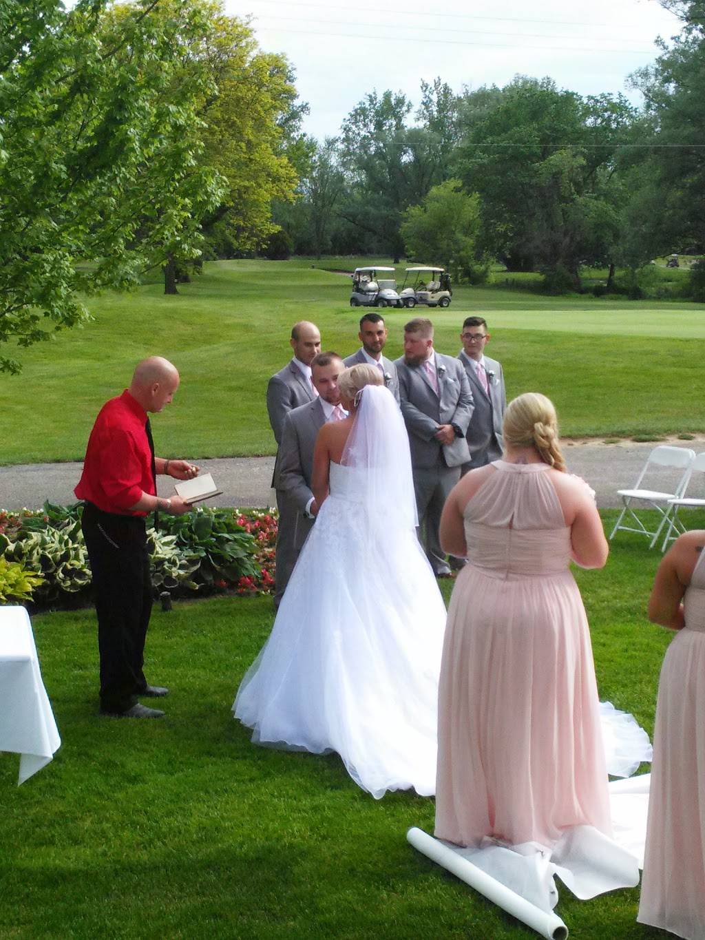 Brookshire Inn & Golf Club | restaurant | 205 W Church St, Williamston, MI 48895, USA | 5176554694 OR +1 517-655-4694