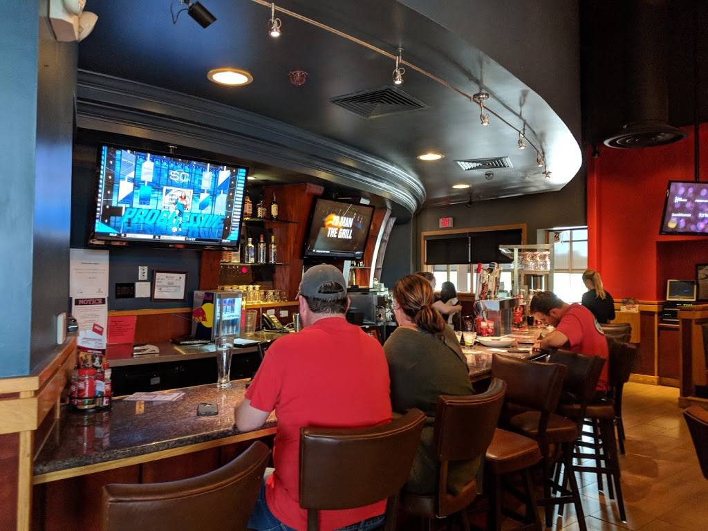 Red Robin Gourmet Burgers and Brews | restaurant | 5125 Jonestown Rd #125, Harrisburg, PA 17112, USA | 7175408600 OR +1 717-540-8600