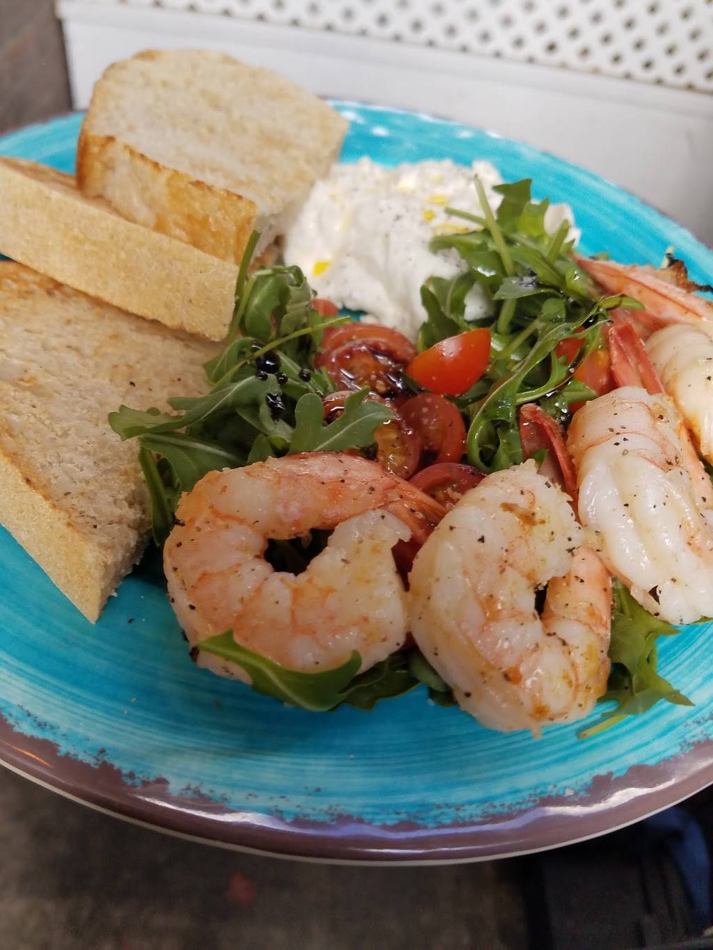 Hamptons818 | restaurant | 14917 Ventura Blvd, Sherman Oaks, CA 91403, USA | 8185012700 OR +1 818-501-2700