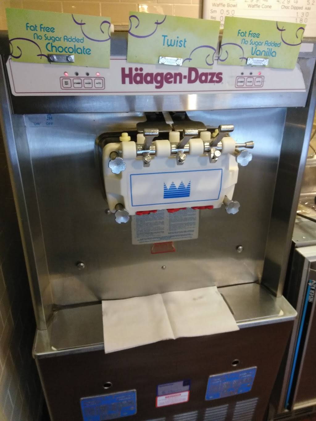 Häagen-Dazs® Ice Cream Shop | restaurant | 400 Comstock Ave, Syracuse, NY 13210, USA | 3154433113 OR +1 315-443-3113