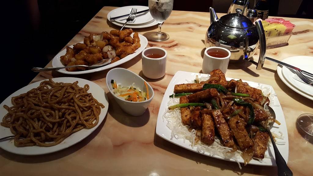GMG Chinese Bistro | restaurant | 10370 N La Cañada Dr, Oro Valley, AZ 85737, USA | 5207978383 OR +1 520-797-8383