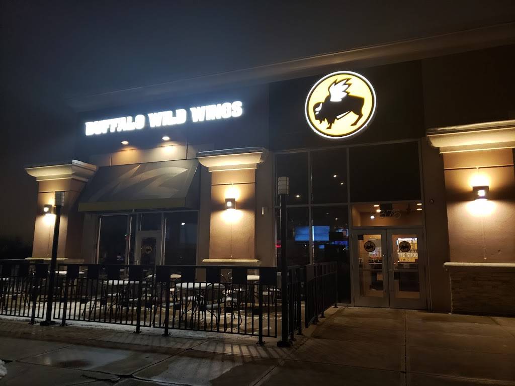 Buffalo Wild Wings | restaurant | 9875 E US Hwy 36, Avon, IN 46123, USA | 3172719464 OR +1 317-271-9464