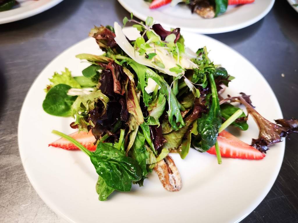 Shrimp Cocktail | restaurant | 843 King St W, Oshawa, ON L1J 2L5, Canada | 9057257500 OR +1 905-725-7500