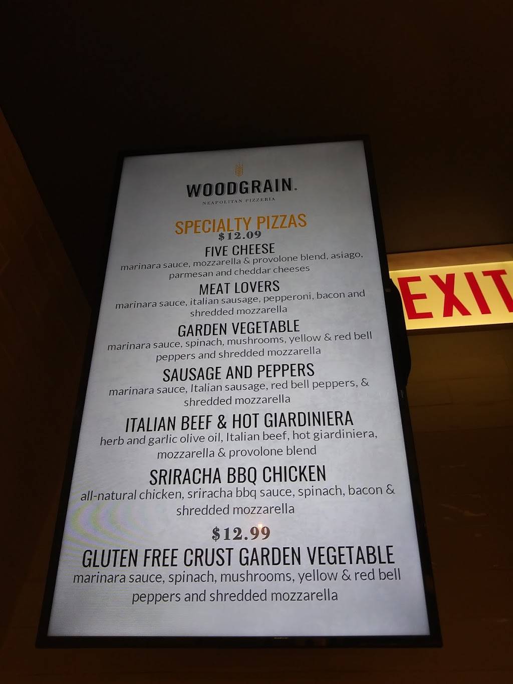 Woodgrain Pizzeria | restaurant | 5700 S Cicero Ave, Chicago, IL 60638, USA | 7735824450 OR +1 773-582-4450