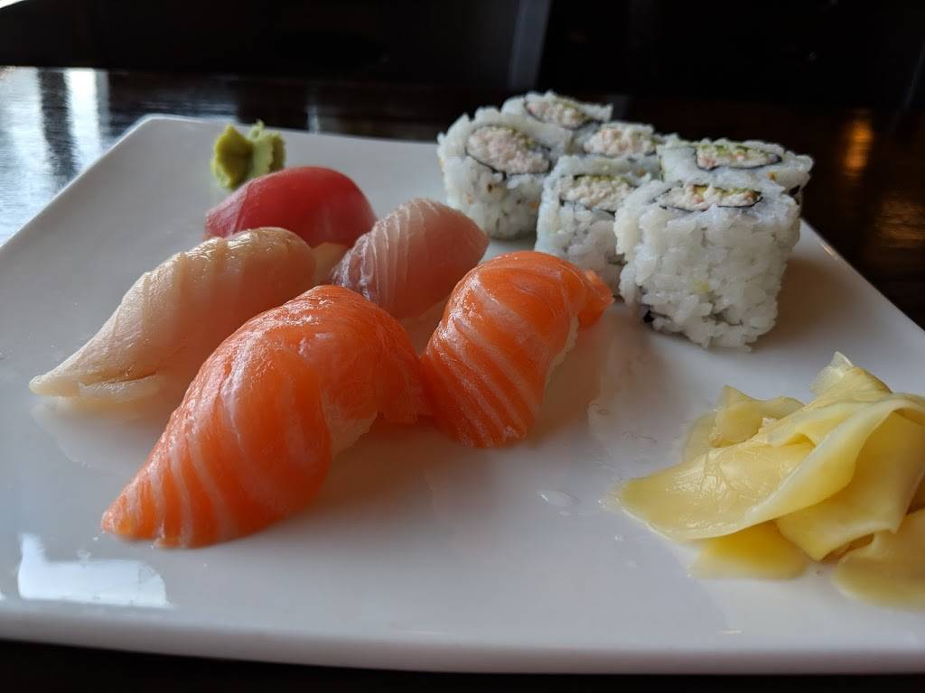 Golden Palace Restaurant | restaurant | 581 Moraga Rd, Moraga, CA 94556, USA | 9256310284 OR +1 925-631-0284