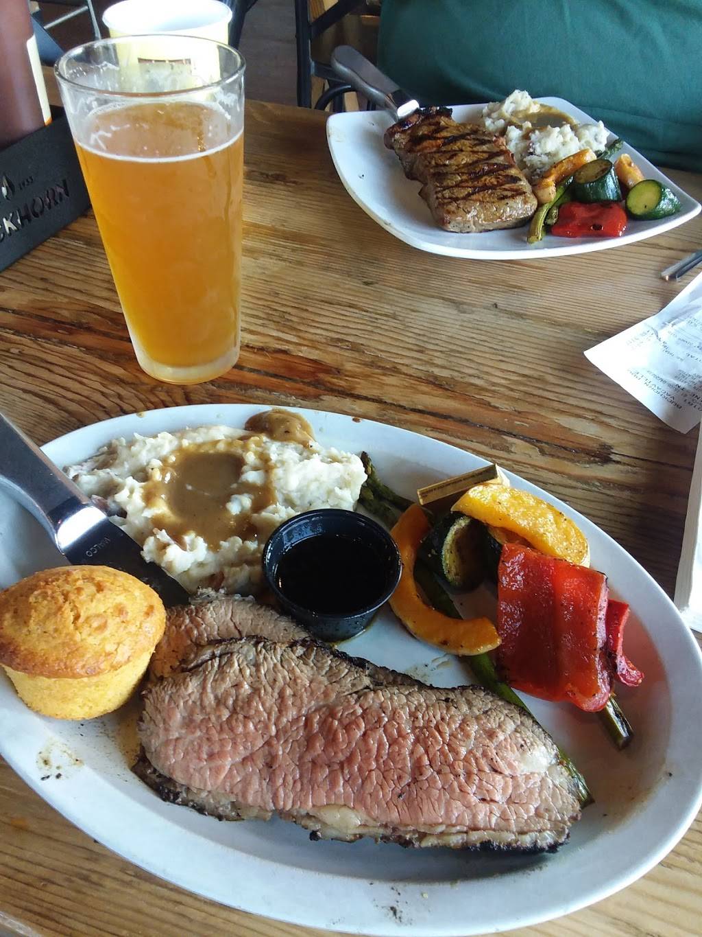 Buckhorn Grill | restaurant | 1650 E Monte Vista Ave, Vacaville, CA 95688, USA | 7074520648 OR +1 707-452-0648