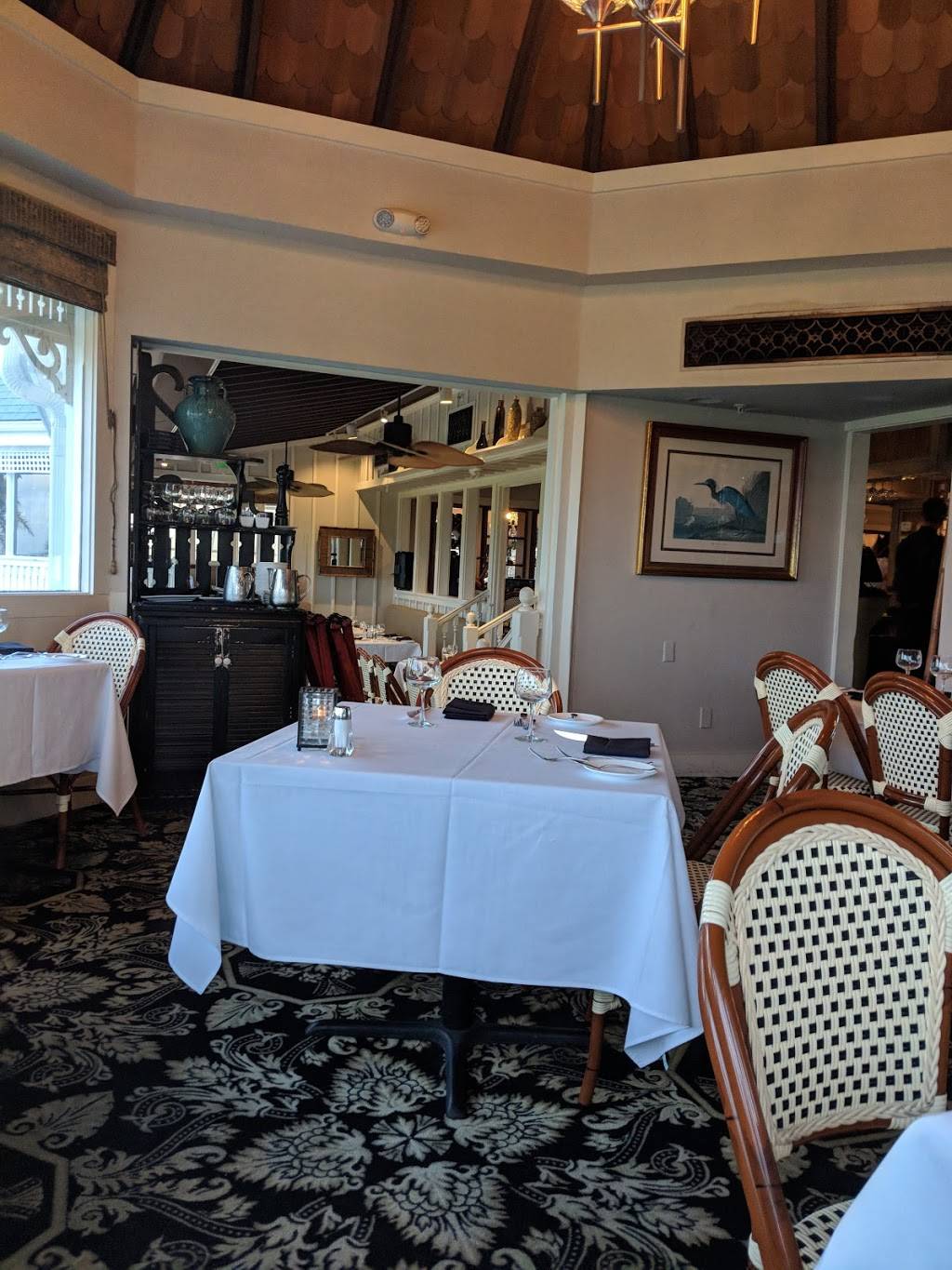 Thistle Lodge Beachfront Restaurant | restaurant | 2255 W Gulf Dr, Sanibel, FL 33957, USA | 2394729200 OR +1 239-472-9200