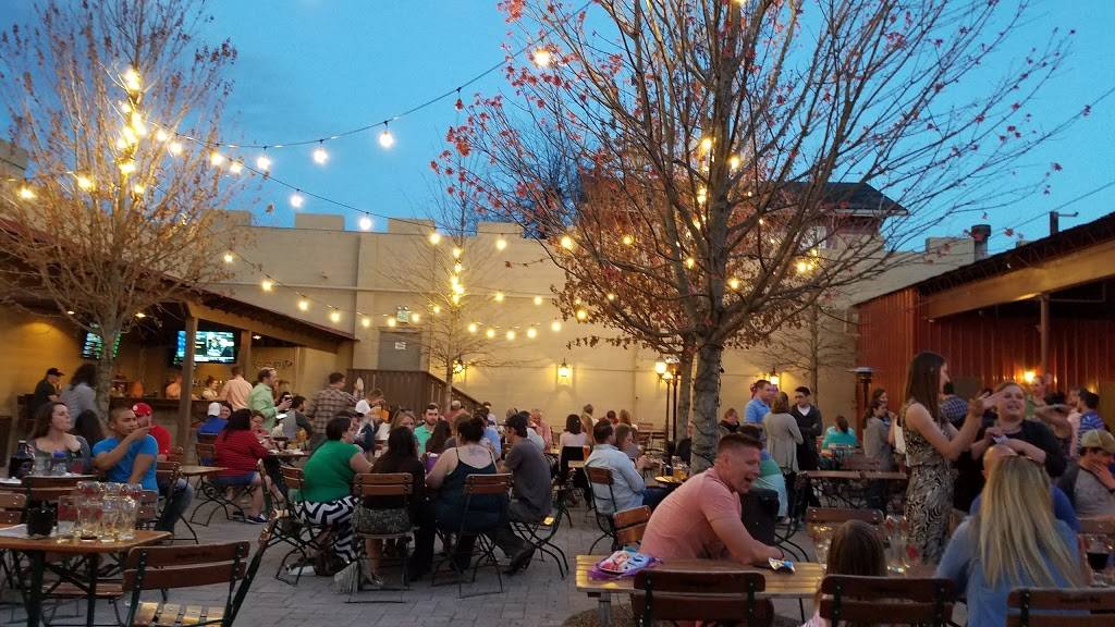 Schulz Bräu Brewing Company | restaurant | 126 Bernard Ave, Knoxville, TN 37917, USA | 8002459764 OR +1 800-245-9764