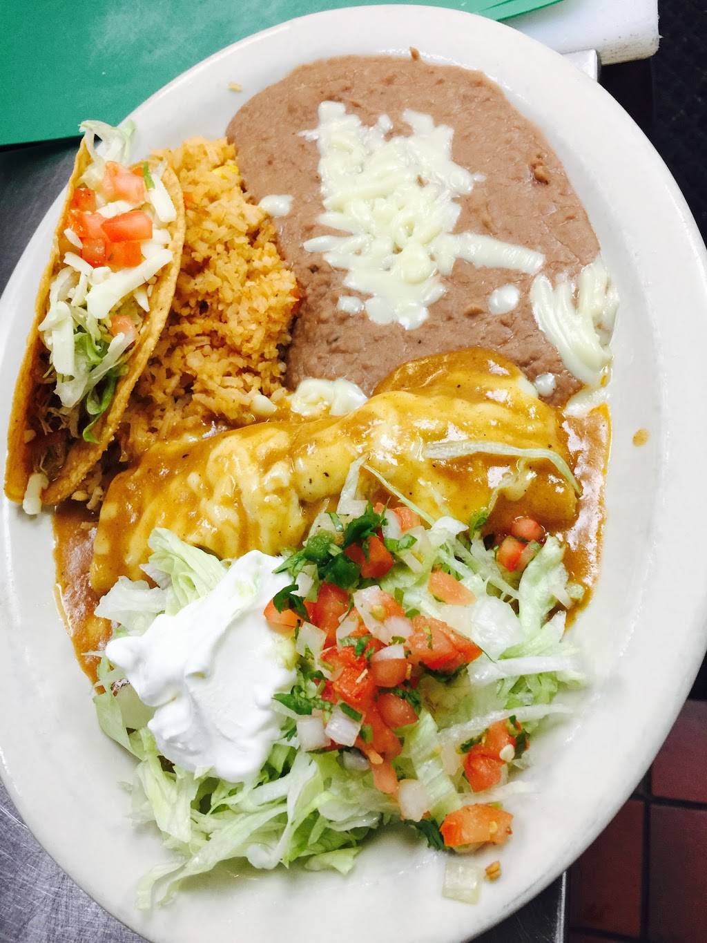 El Camino Real Mexican Grill | restaurant | 4131 E Spring Garden St, Greensboro, NC 27407, USA | 3366320003 OR +1 336-632-0003