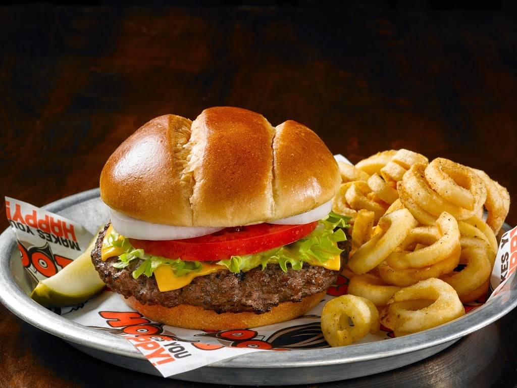 Hooters | restaurant | 3541 Truxel Rd, Sacramento, CA 95834, USA | 9169299464 OR +1 916-929-9464