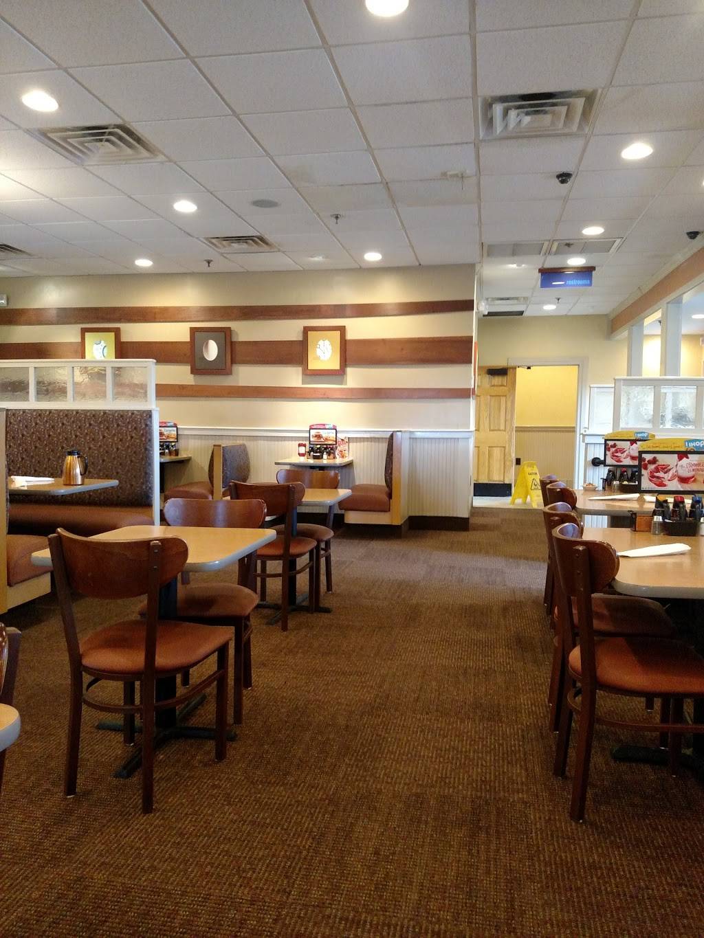 IHOP | restaurant | 1106 N Germantown Pkwy, Cordova, TN 38016, USA | 9017566488 OR +1 901-756-6488
