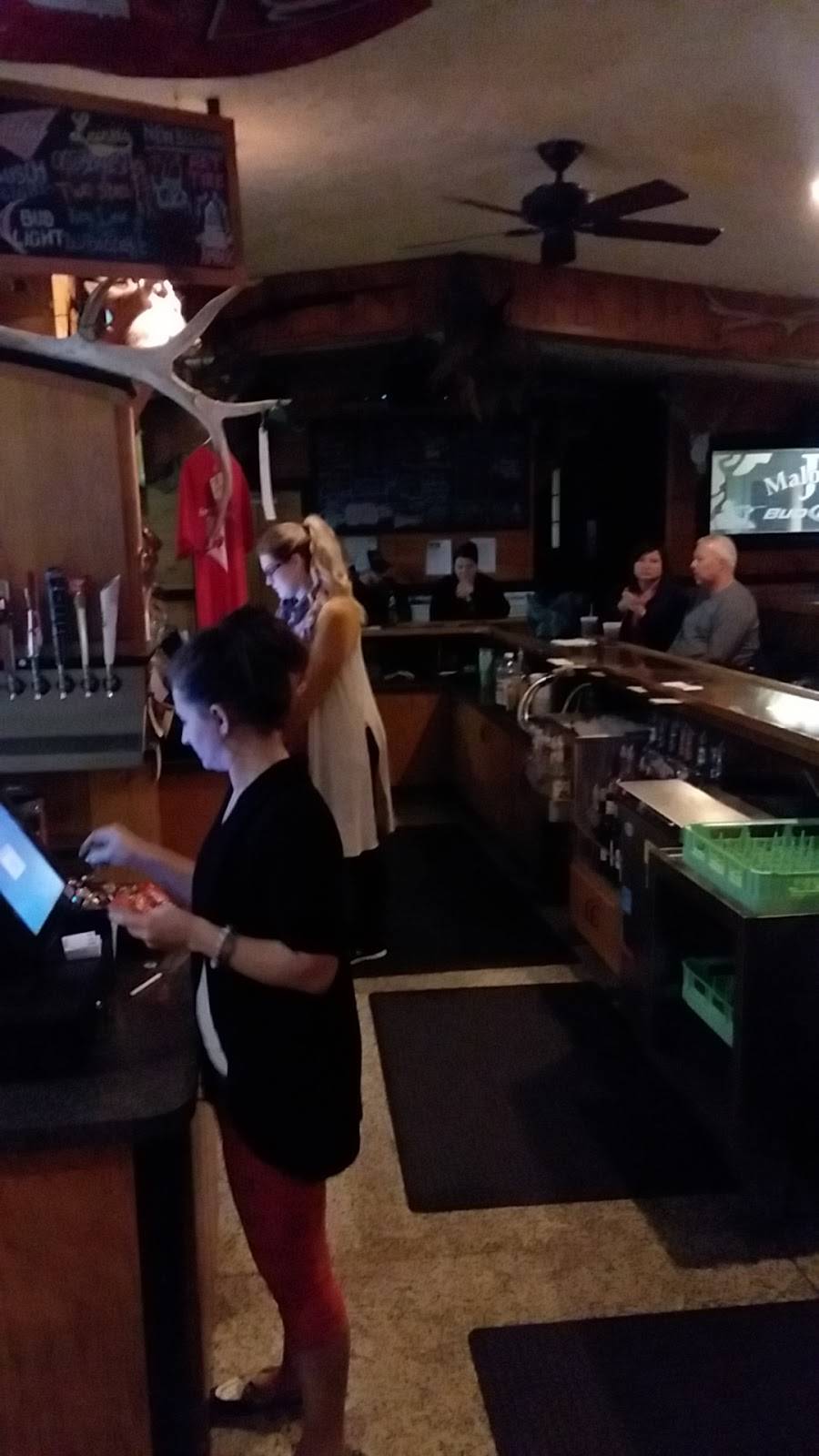 Maloneys | restaurant | N1994 Maloney Rd, Kaukauna, WI 54130, USA | 9204624645 OR +1 920-462-4645