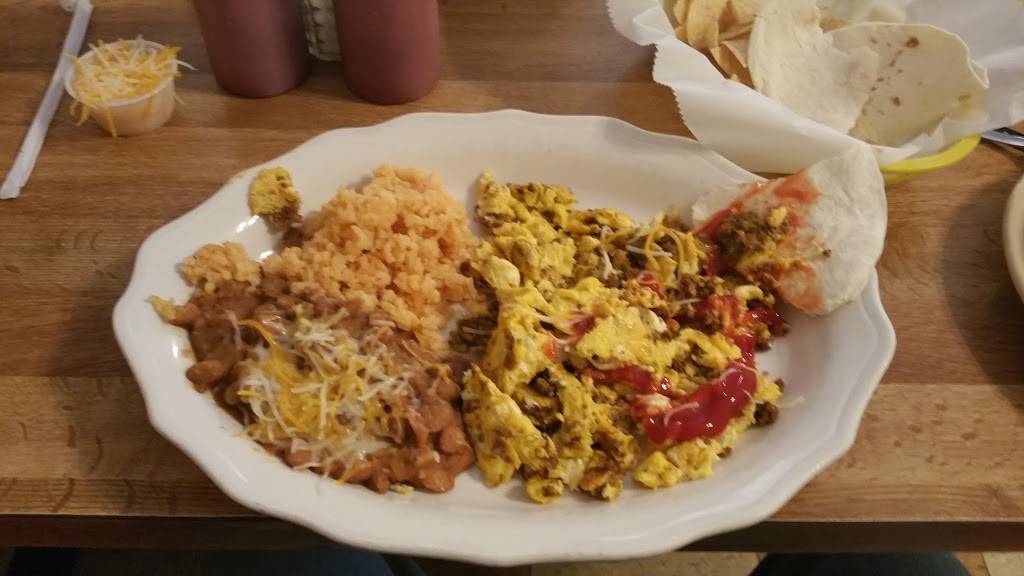 Red Pepper Mexican Restaurant | restaurant | 1735 24th St, Port Huron, MI 48060, USA | 8109664991 OR +1 810-966-4991