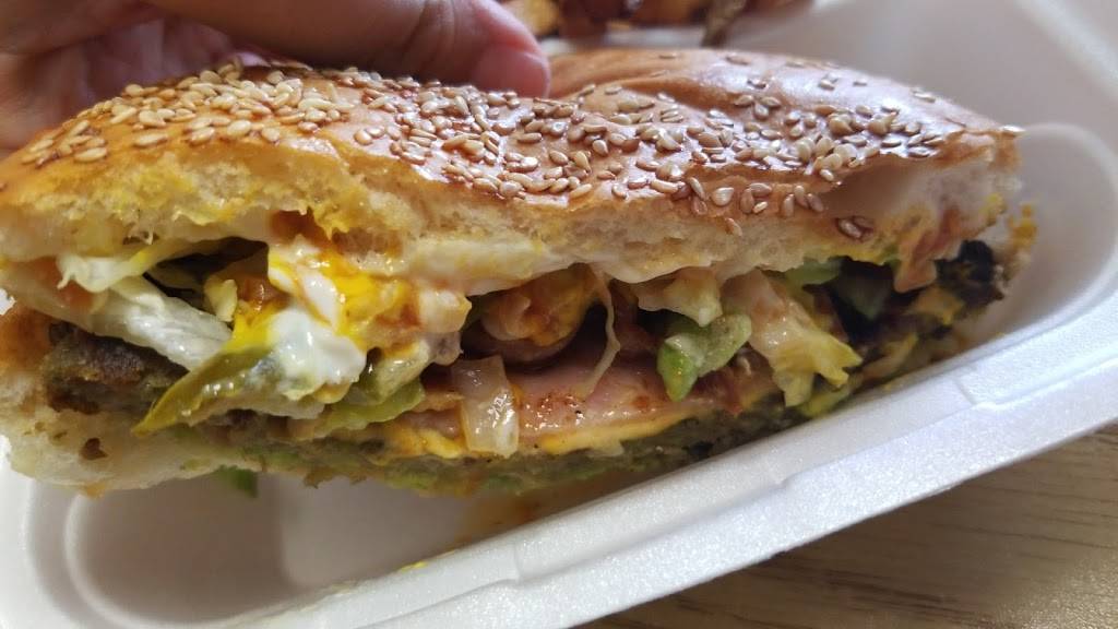 Taqueria El Duranguito | restaurant | 402 Lake St, Maywood, IL 60153, USA | 7083434584 OR +1 708-343-4584