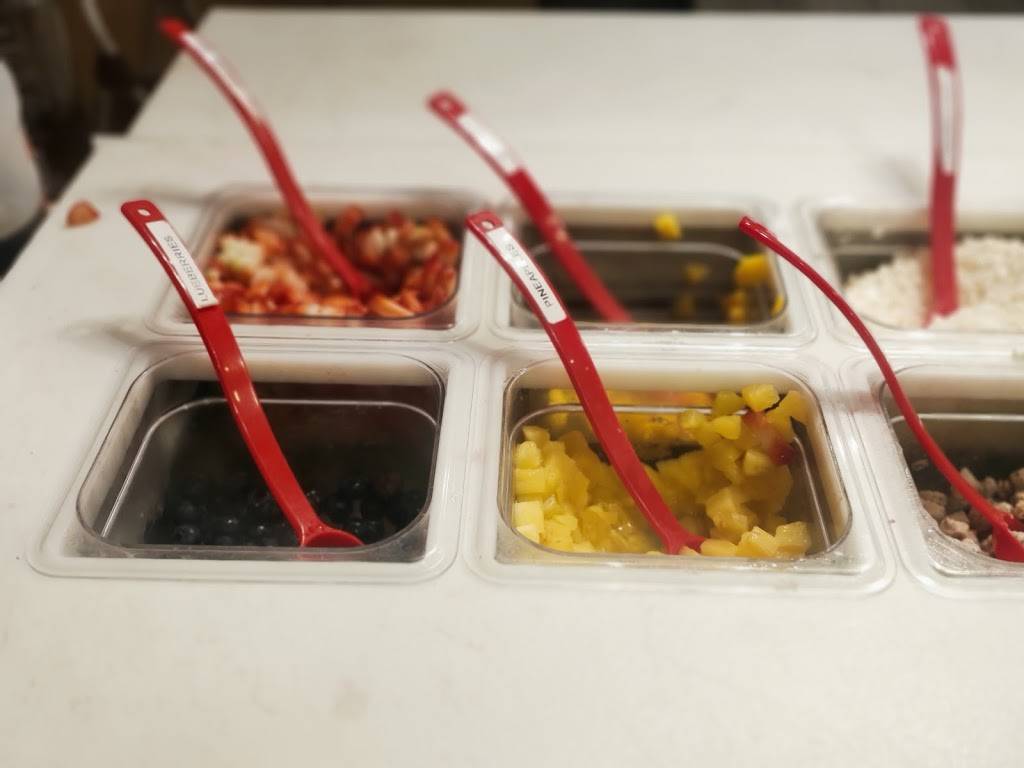 Red Mango | restaurant | 61-47 188th St, Queens, NY 11365, USA | 9292447008 OR +1 929-244-7008