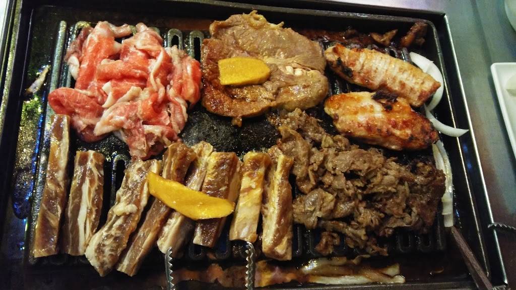 Red Castle Korean BBQ | restaurant | 8303 W Garden Grove Blvd, Garden Grove, CA 92844, USA | 7146369292 OR +1 714-636-9292