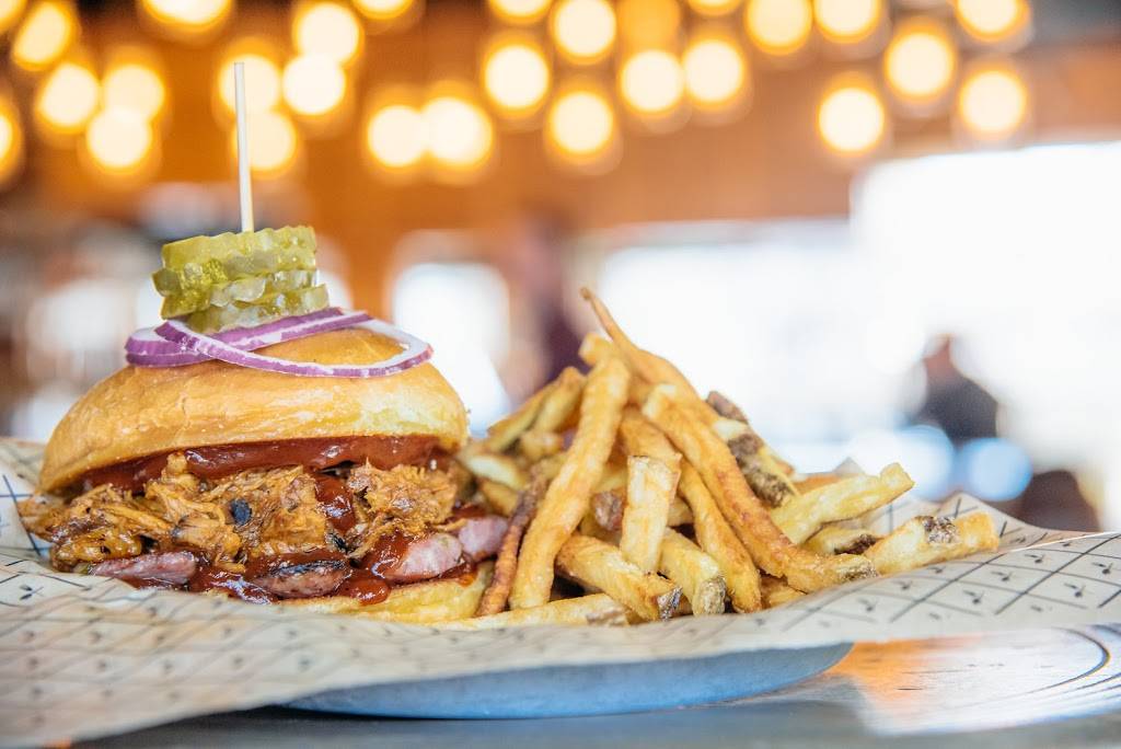 Blatt Beer & Table | restaurant | 7859 Walnut Hill Ln, Dallas, TX 75230, USA | 4693722080 OR +1 469-372-2080