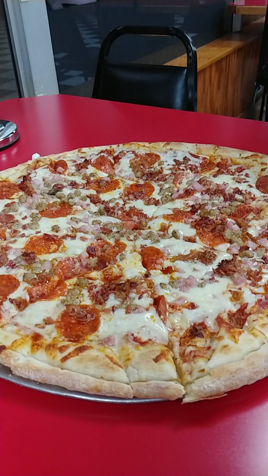 Westshore Pizza | restaurant | 5310 Orient Rd, Tampa, FL 33610, USA | 8138686200 OR +1 813-868-6200
