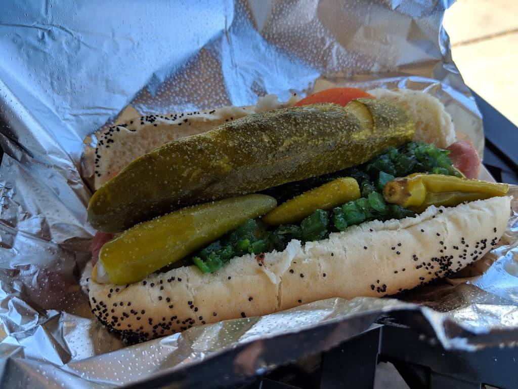 Duffs Doggz | restaurant | 12047 Carmel Mountain Rd, San Diego, CA 92128, USA | 8584851717 OR +1 858-485-1717