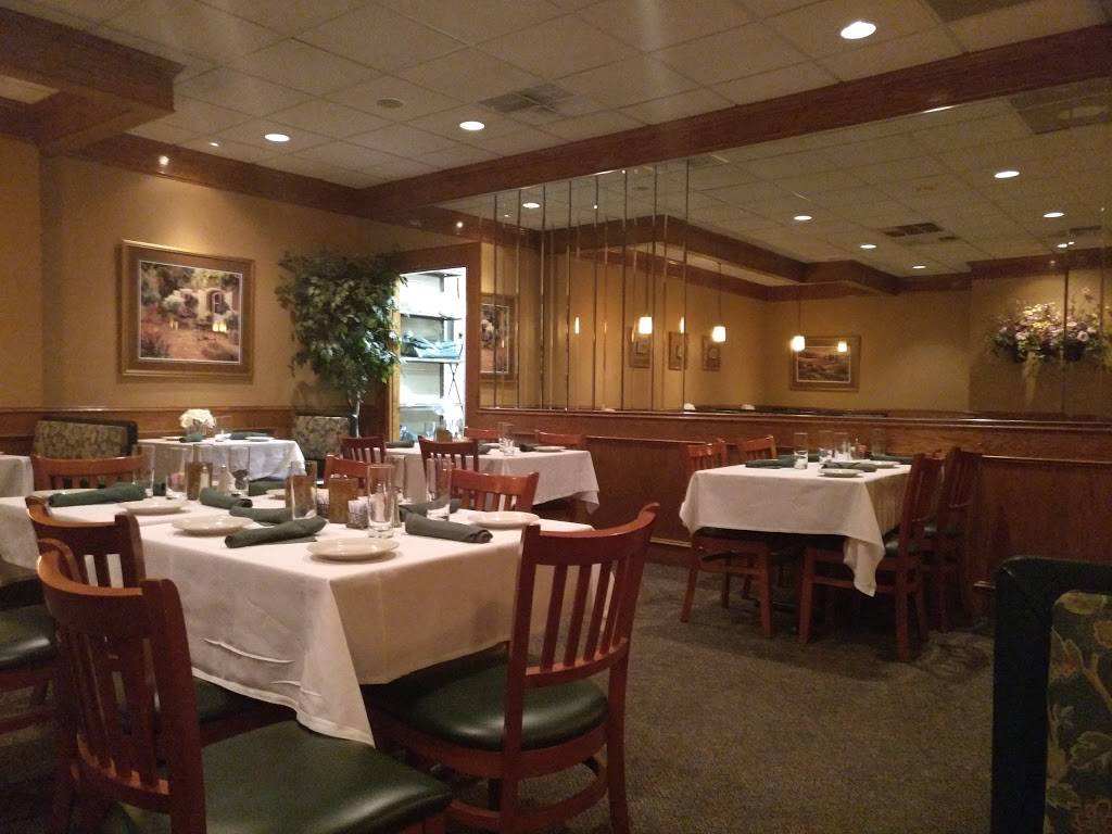 DeLallos Fort Couch Cafe | restaurant | 91 Fort Couch Rd, Pittsburgh, PA 15241, USA | 4128354320 OR +1 412-835-4320