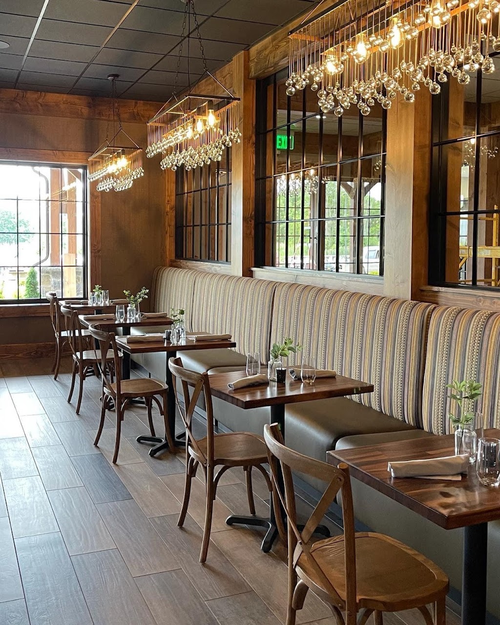 Persimmons | restaurant | 3536 Timber Banks Pkwy, Baldwinsville, NY 13027, USA | 3156358812 OR +1 315-635-8812