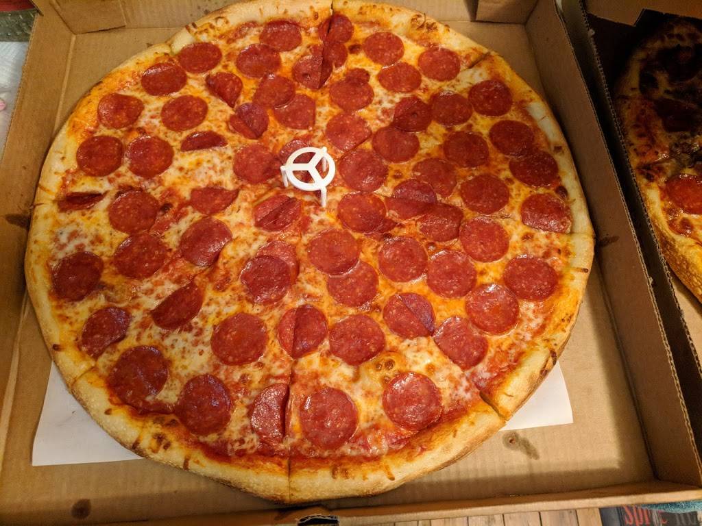 Famous pocho pizza | restaurant | 1516 SW 3rd Ave, Ocala, FL 34471, USA | 3526202115 OR +1 352-620-2115