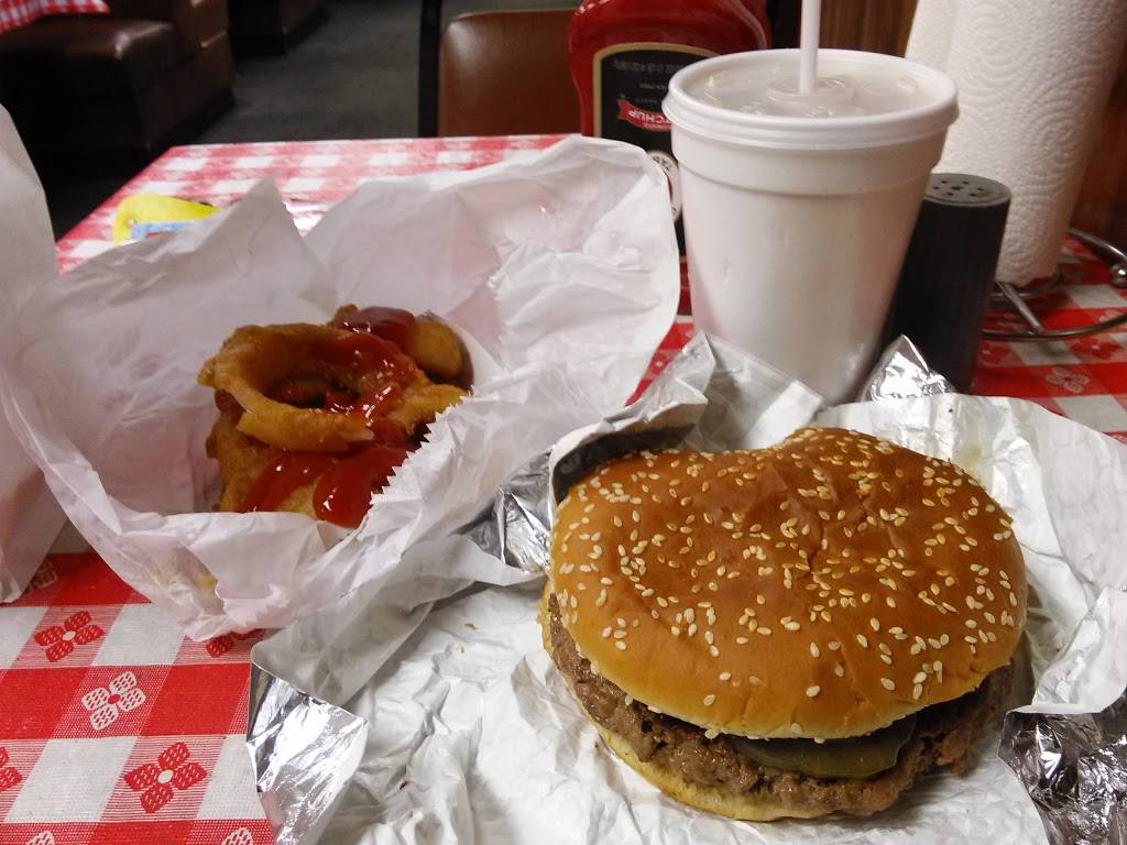 Armandos Restaurant | restaurant | 7032 Lee Hwy, Chattanooga, TN 37421, USA | 4238550772 OR +1 423-855-0772