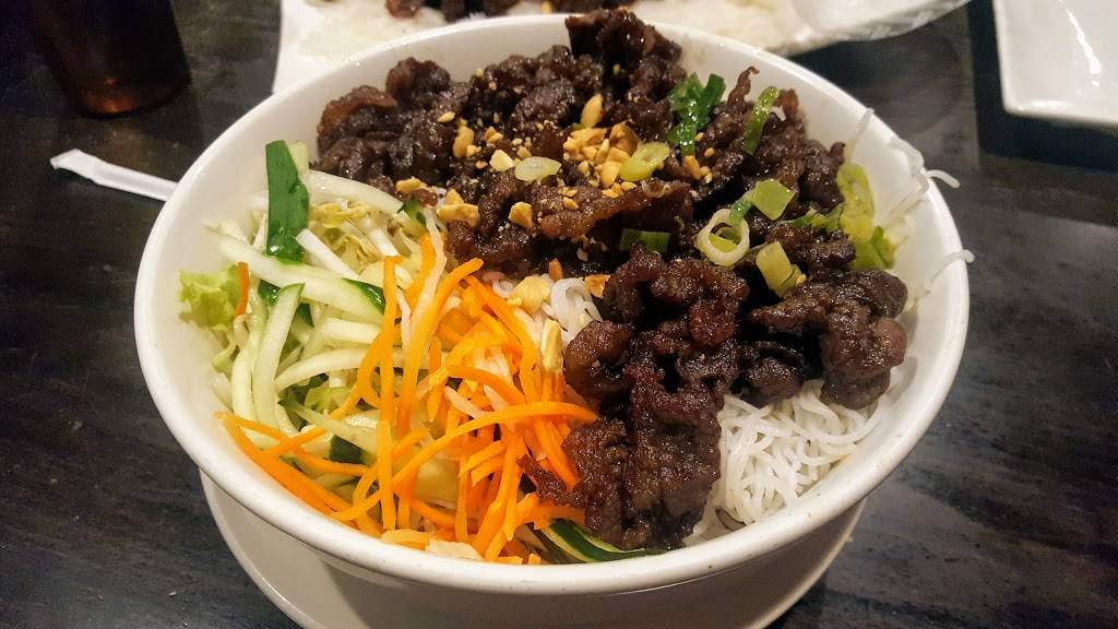 Pho Countryside | restaurant | 217 Quincy Ave, Quincy, MA 02169, USA | 6173288831 OR +1 617-328-8831