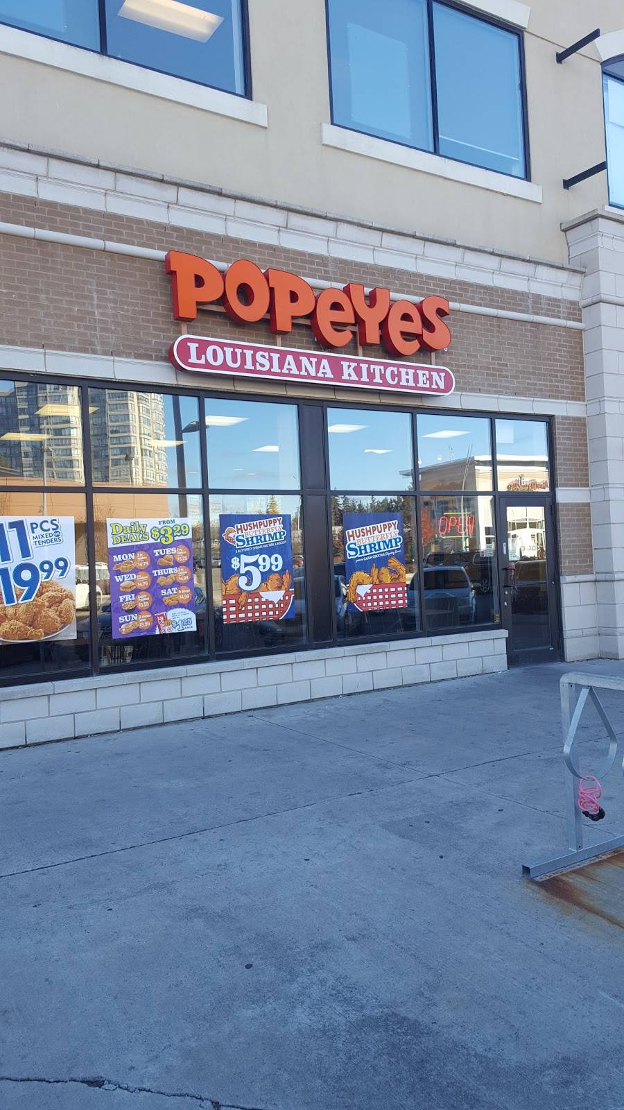 POPEYES CHICKEN BRAMALEA CITY CENTRE | restaurant | 50 Peel Centre Dr, Brampton, ON L6T 3R5, Canada | 9057938406 OR +1 905-793-8406