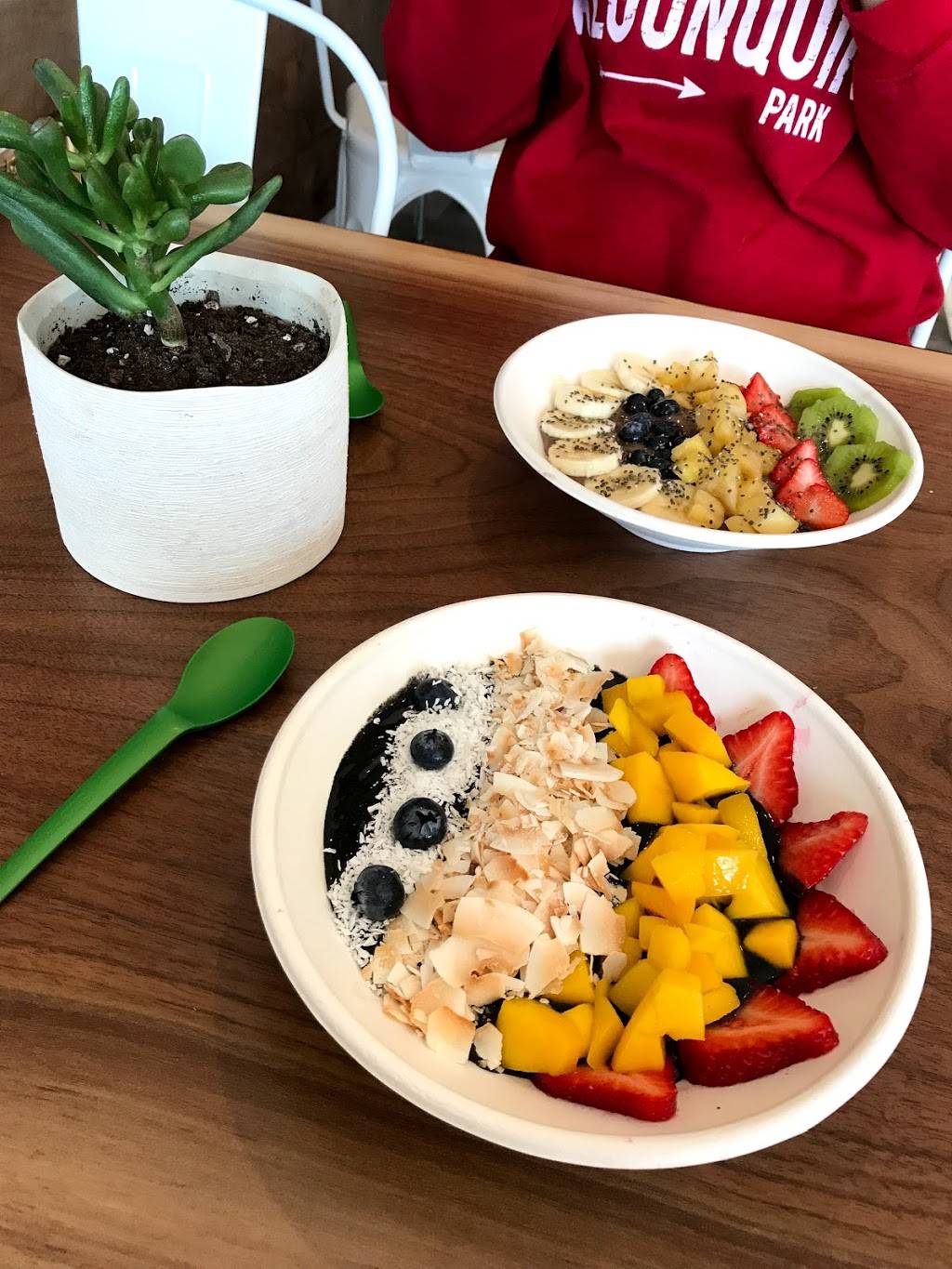 RAW Pulp + Grind Westboro | cafe | 307a Richmond Rd, Ottawa, ON K1Z 6X3, Canada | 6137987292 OR +1 613-798-7292