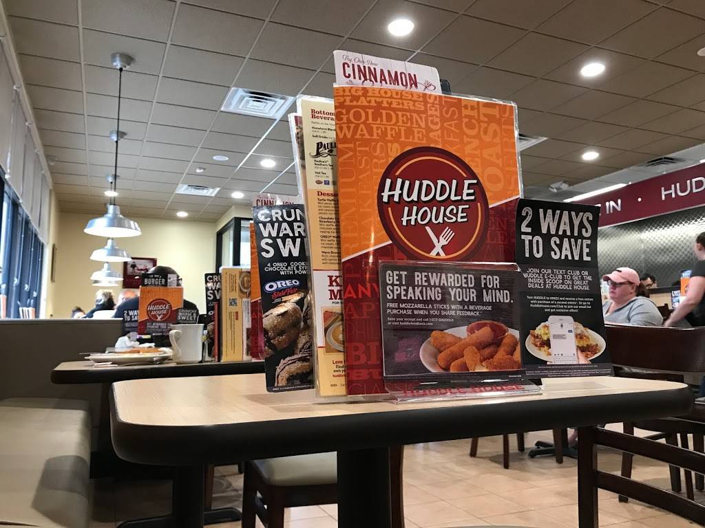 Huddle House | restaurant | 1735 W 21st St, Wichita, KS 67203, USA | 3164403399 OR +1 316-440-3399