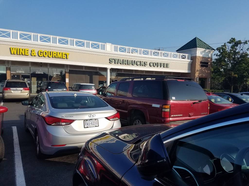 Starbucks | cafe | 3690 Q, King St, Alexandria, VA 22302, USA | 7038459563 OR +1 703-845-9563