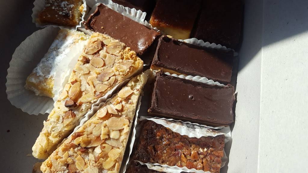 Pierre Lafond Market & Deli | restaurant | 516 San Ysidro Rd # 1, Montecito, CA 93108, USA | 8055651503 OR +1 805-565-1503